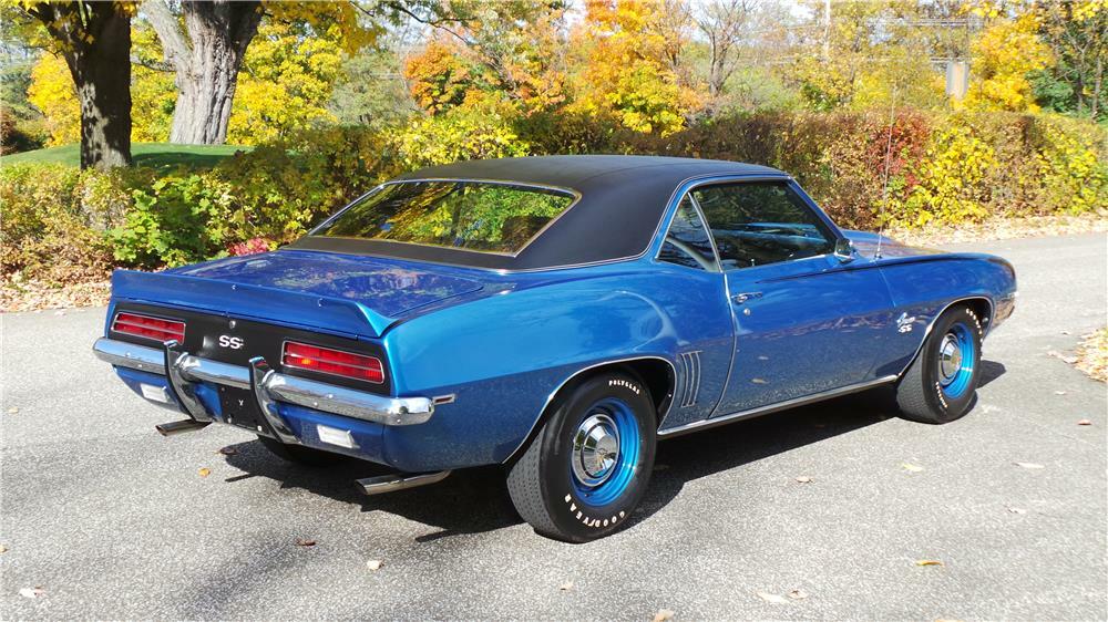 1969 CHEVROLET CAMARO RS/SS - Rear 3/4 - 180425