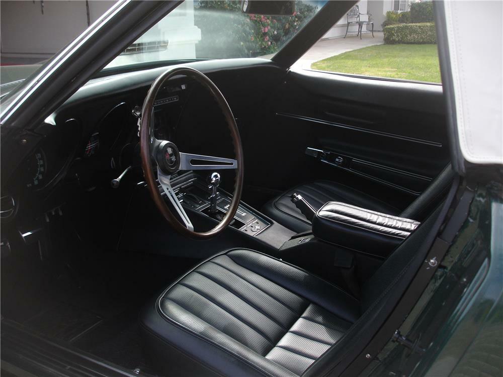 1968 CHEVROLET CORVETTE CONVERTIBLE - Interior - 180487