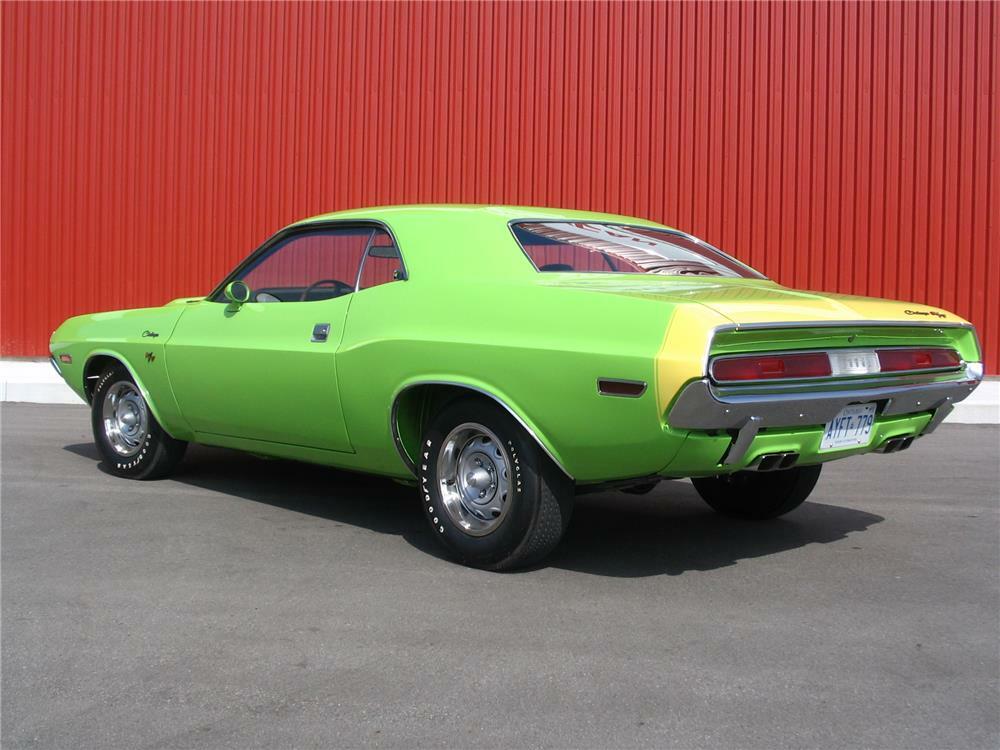 1970 DODGE CHALLENGER R/T - Rear 3/4 - 180711