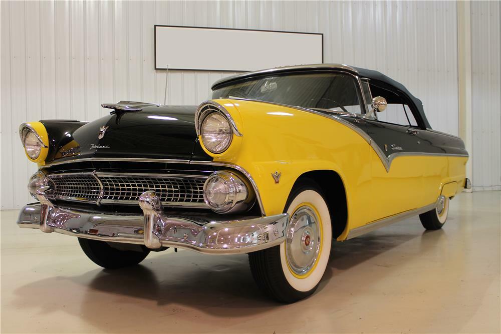 1955 FORD FAIRLANE SUNLINER CONVERTIBLE - Front 3/4 - 180749