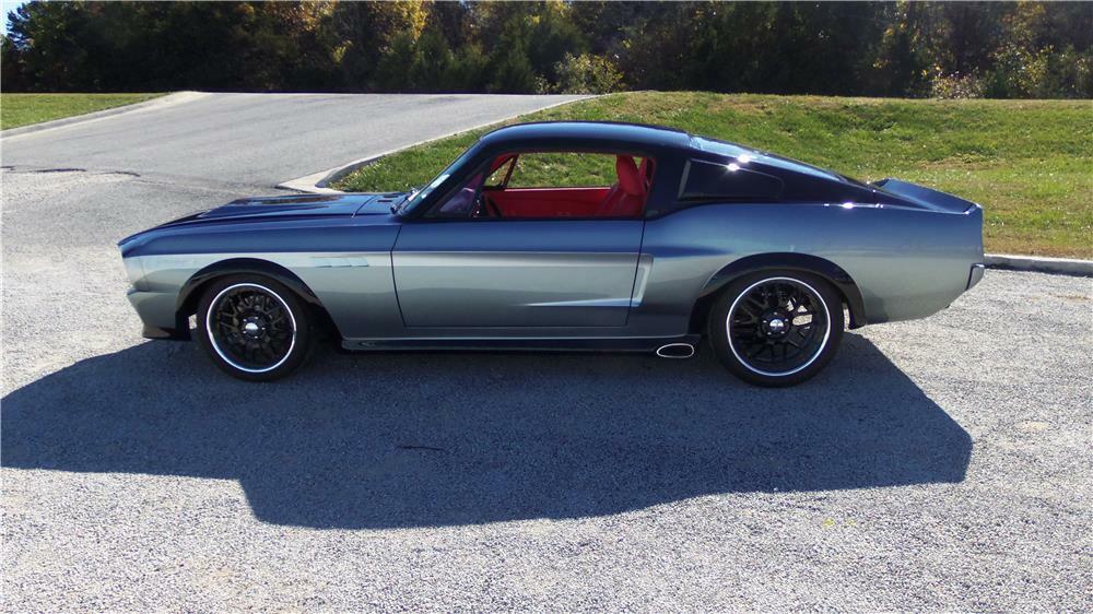 1967 FORD MUSTANG CUSTOM FASTBACK - Side Profile - 180814