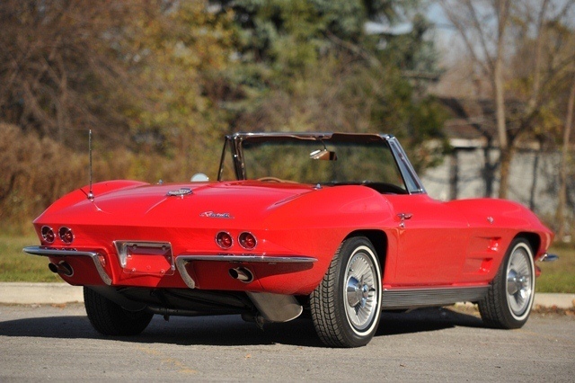 1963 CHEVROLET CORVETTE ROADSTER - Rear 3/4 - 180839