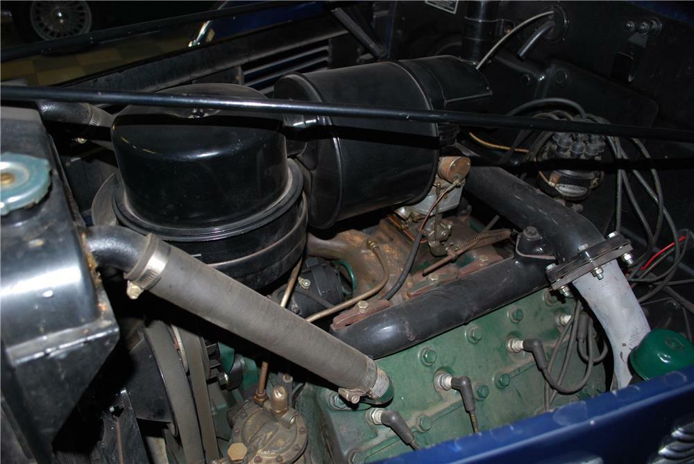 1938 CADILLAC FLEETWOOD LIMO  - Engine - 180963