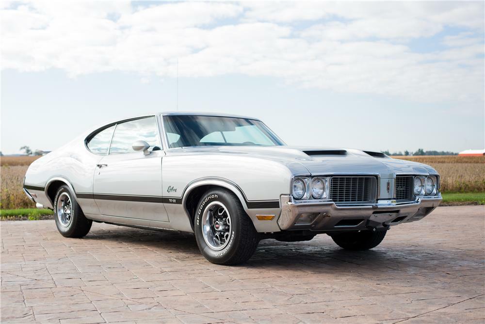 1970 OLDSMOBILE CUTLASS W31 - Front 3/4 - 181111