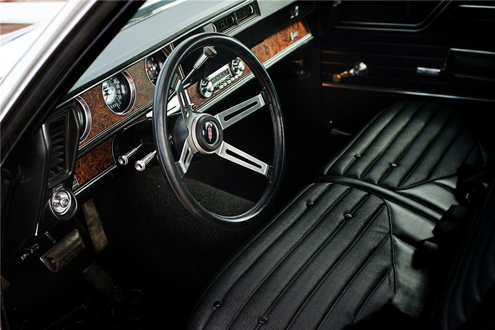 1970 OLDSMOBILE CUTLASS W31 - Interior - 181111