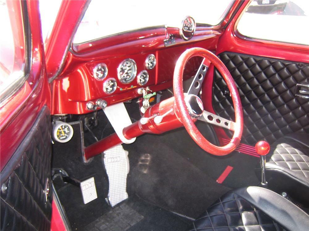 1941 WILLYS AMERICAR CUSTOM - Interior - 181126