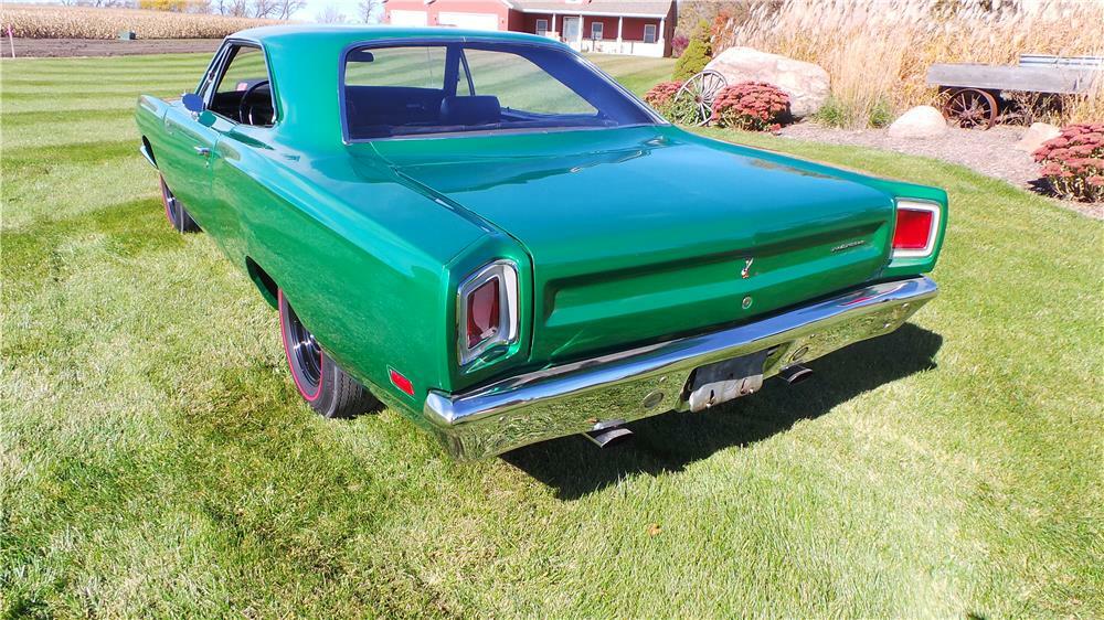 1969 PLYMOUTH ROAD RUNNER - Rear 3/4 - 181361