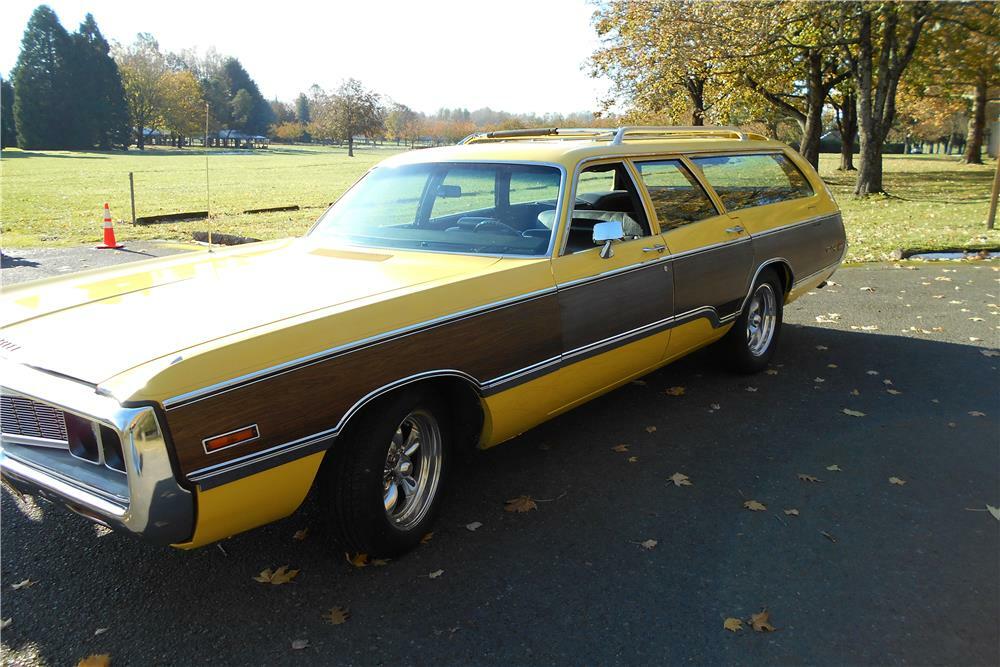 1971 Chrysler Town Country Station Wagon Nos mopar 1970, 1971 chrysler station wagon rear quarter panel trim # 3481966. 1971 chrysler town country station wagon