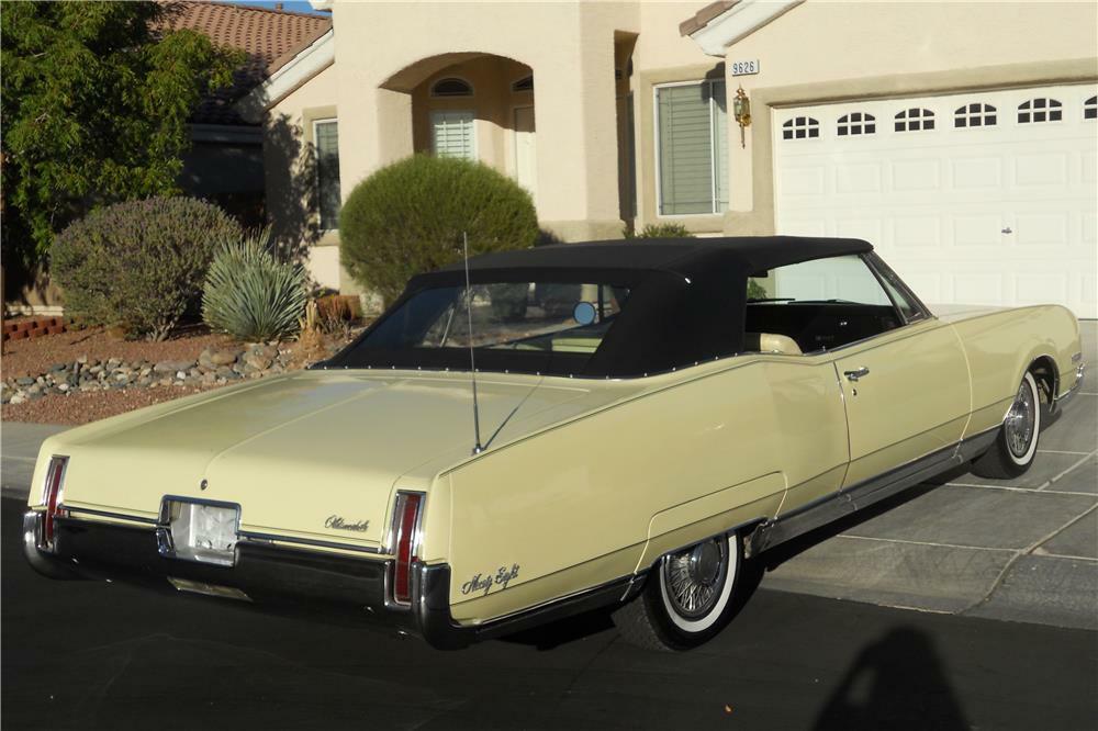 1967 OLDSMOBILE 98 CONVERTIBLE