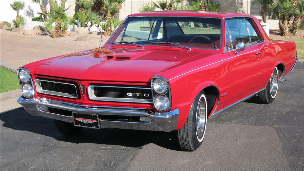 1965 PONTIAC GTO - Front 3/4 - 181404