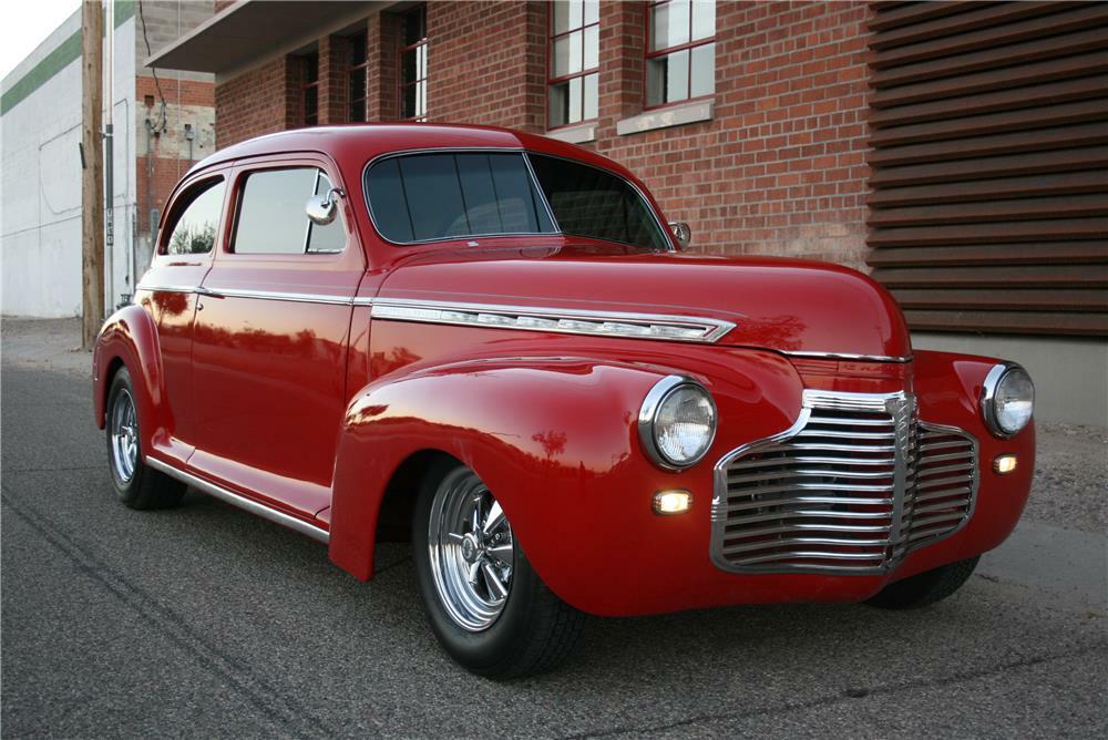 1941 CHEVROLET CUSTOM 2 DOOR SEDAN - Front 3/4 - 181571