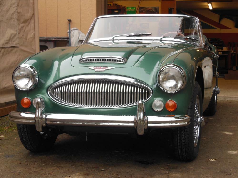 1967 AUSTIN-HEALEY 3000 BJ8 CONVERTIBLE - Front 3/4 - 181647