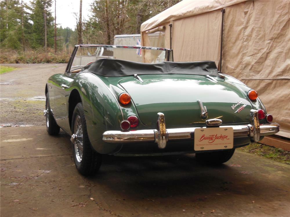 1967 AUSTIN-HEALEY 3000 BJ8 CONVERTIBLE - Rear 3/4 - 181647