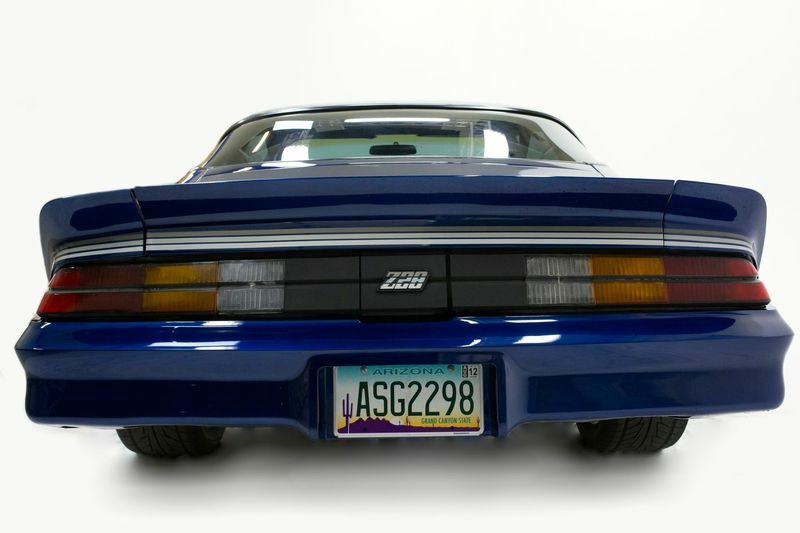 1981 CHEVROLET CAMARO Z/28 - Rear 3/4 - 181666