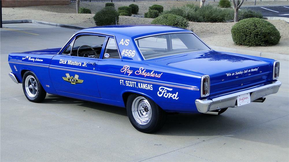 1966 FORD FAIRLANE CUSTOM - Rear 3/4 - 181875