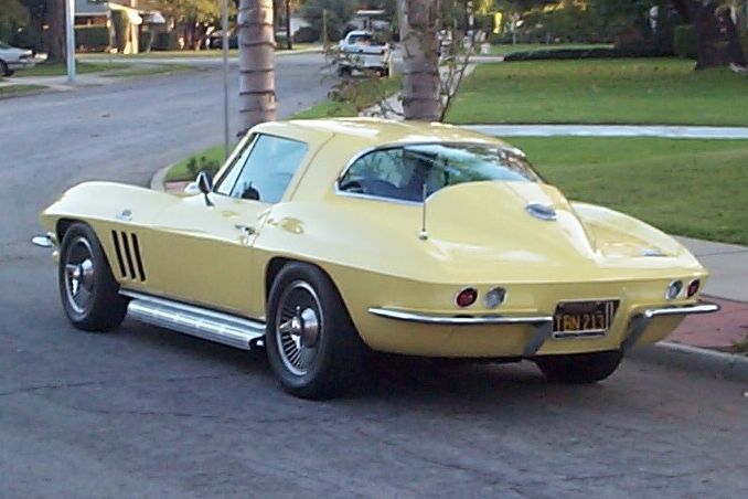 1966 CHEVROLET CORVETTE L72 - Rear 3/4 - 182075