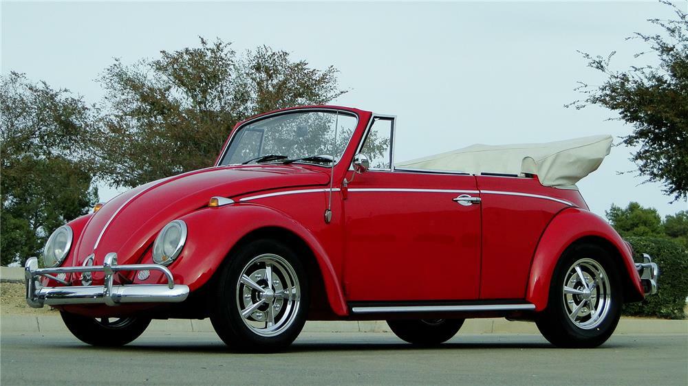 1965 VOLKSWAGEN BEETLE CUSTOM CONVERTIBLE - Front 3/4 - 182105