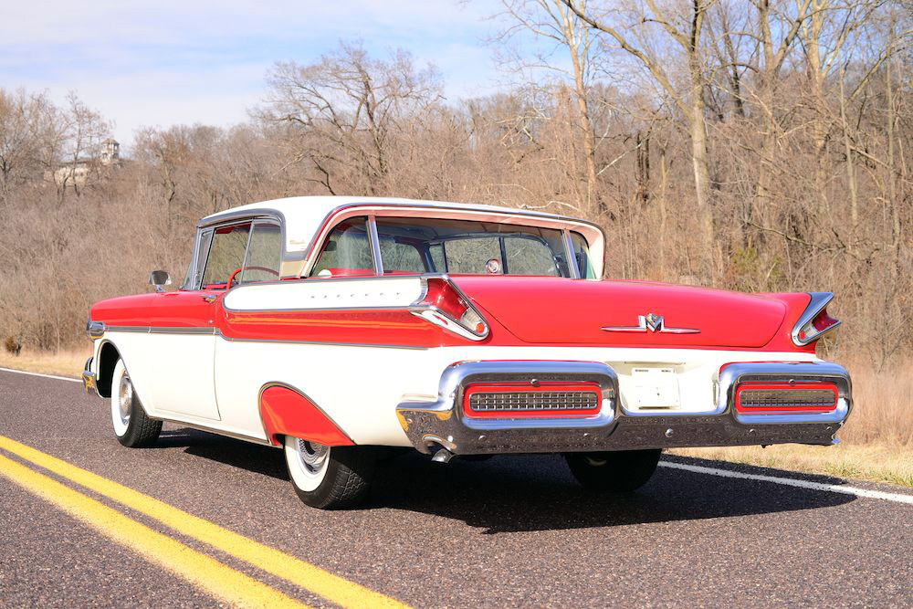 1957 MERCURY TURNPIKE CRUISER 2 DOOR HARDTOP - Rear 3/4 - 182583