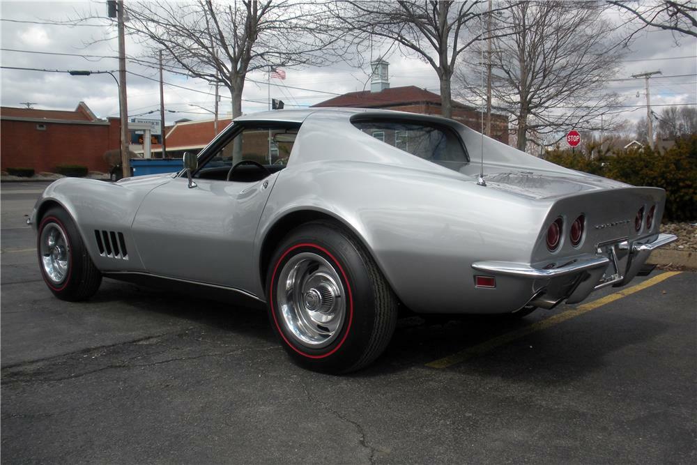 1968 CHEVROLET CORVETTE - Rear 3/4 - 183967