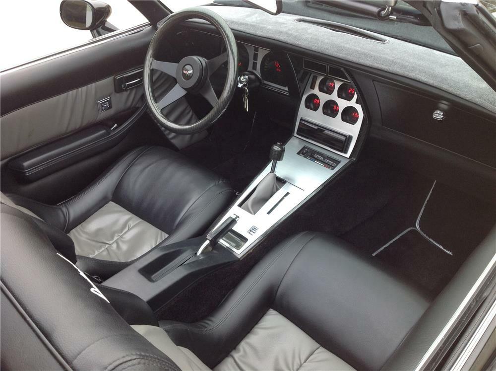1973 CHEVROLET CORVETTE CUSTOM CONVERTIBLE - Interior - 184065