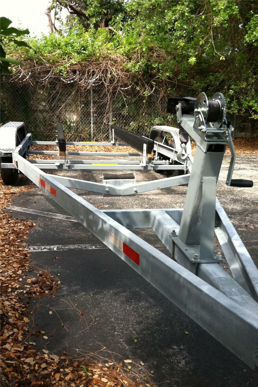 2015 HOMEMADE BOAT TRAILER  - Front 3/4 - 184137