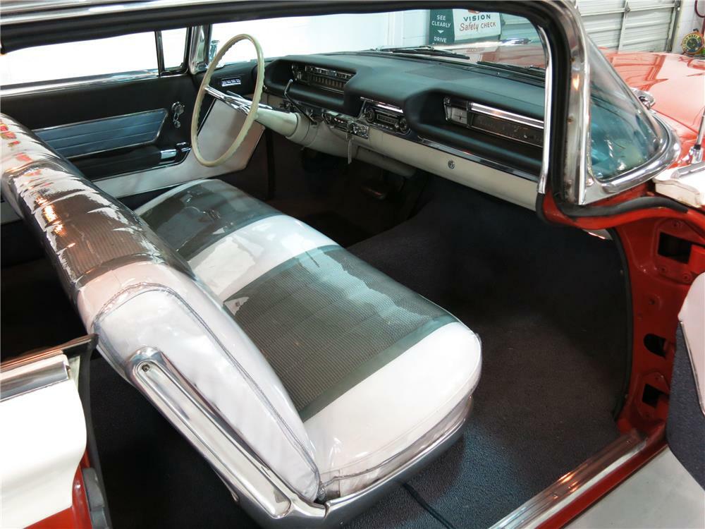 1959 OLDSMOBILE HOLIDAY 98 - Interior - 184432