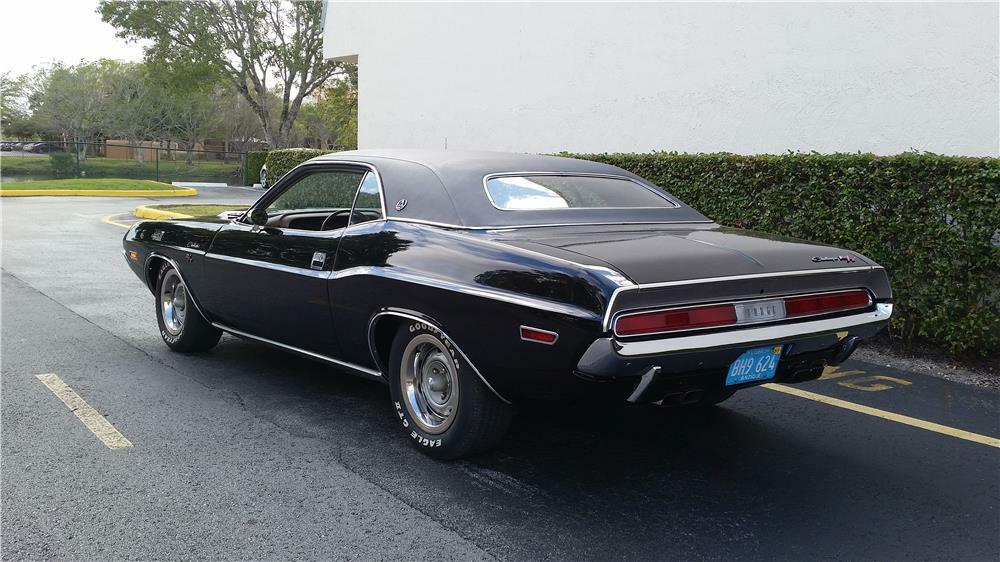 1970 DODGE CHALLENGER R/T SE  - Rear 3/4 - 184458