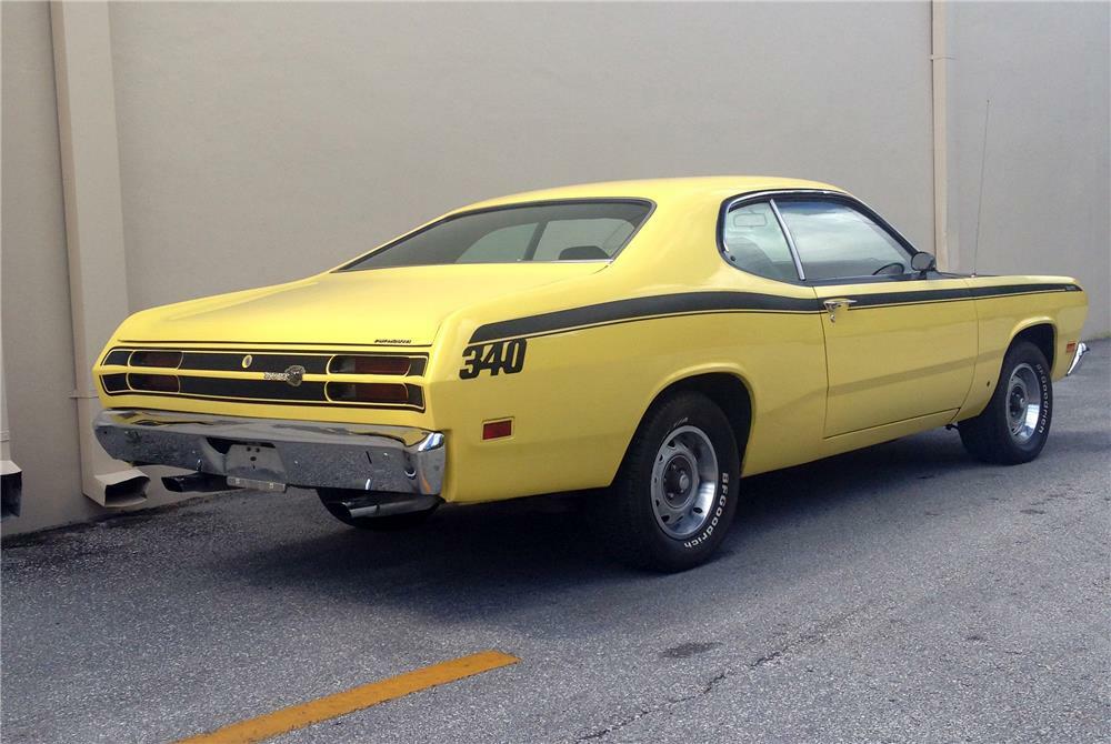 1971 PLYMOUTH DUSTER HARDTOP - Rear 3/4 - 184952