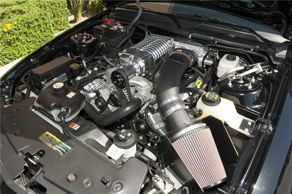 2008 FORD MUSTANG GT "KITT" FROM KNIGHT RIDER - Engine - 185584