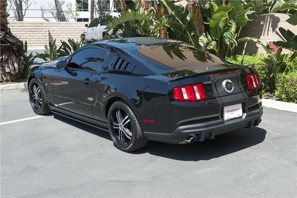 2011 FORD MUSTANG CUSTOM DUB EDITION Rear 3/4 185588