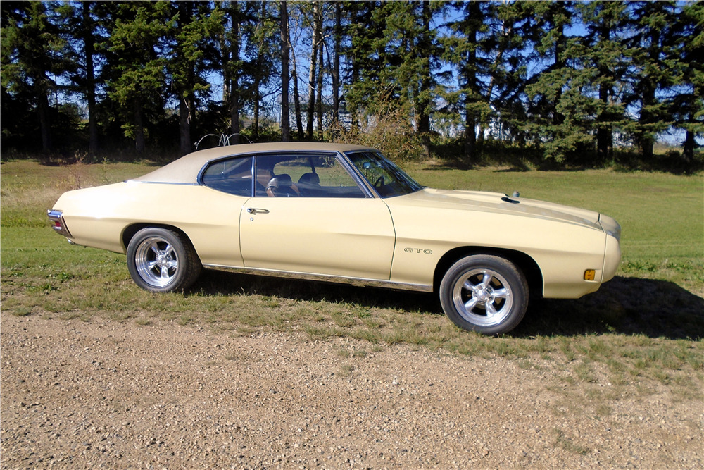 1970 PONTIAC GTO  - Side Profile - 185720