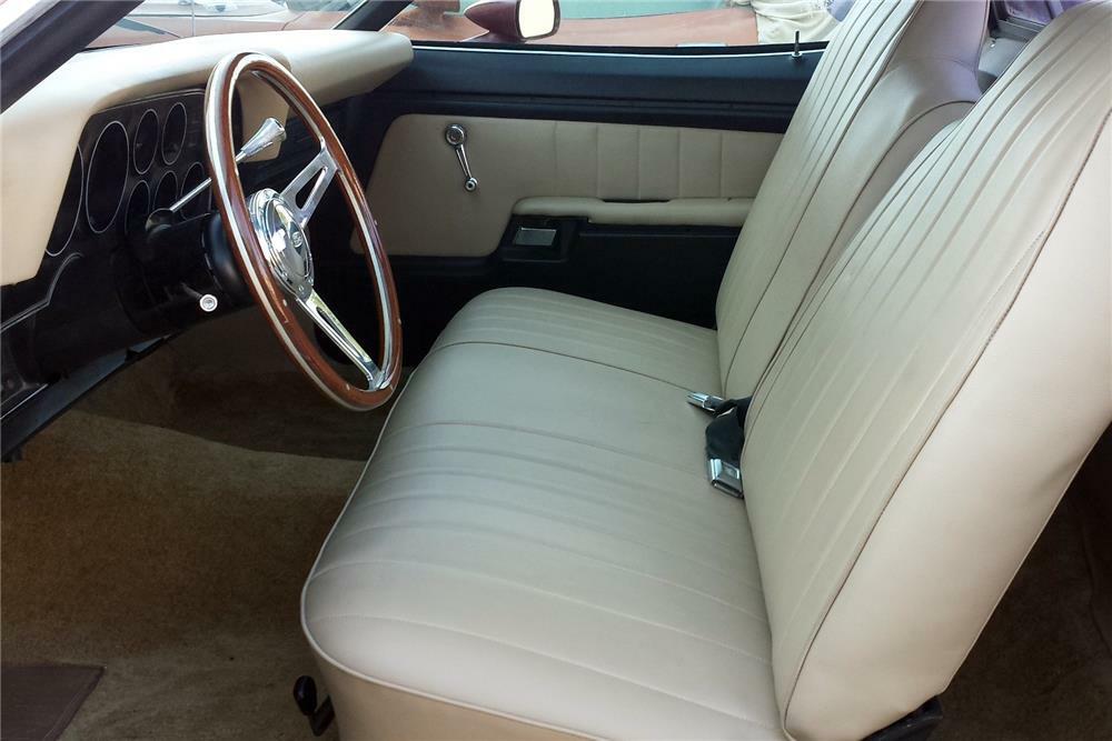 1972 FORD RANCHERO GT CUSTOM PICKUP - Interior - 185925