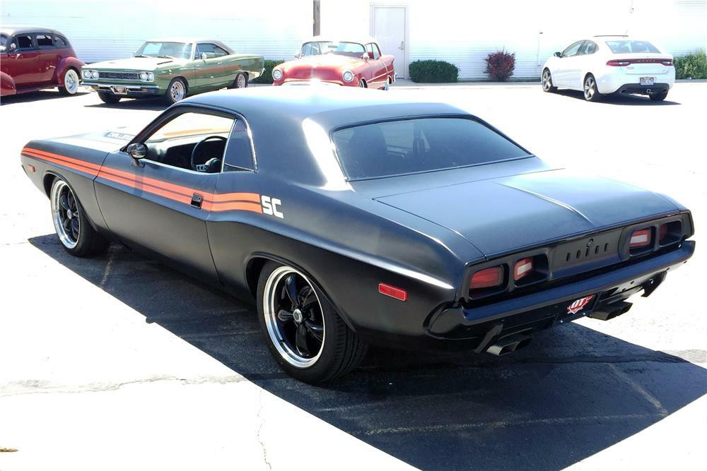 1974 DODGE CHALLENGER CUSTOM - Rear 3/4 - 186479