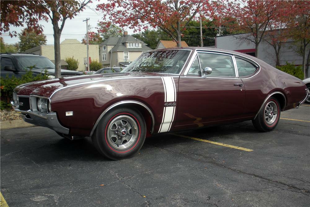 1968 OLDSMOBILE 442  - Front 3/4 - 186960