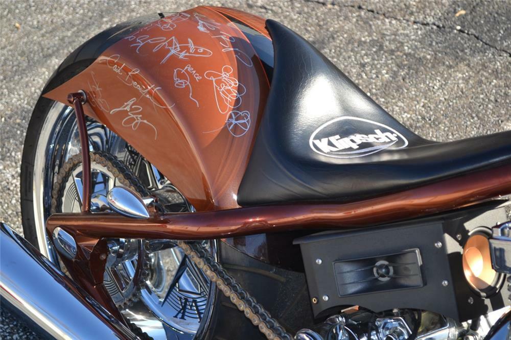 2008 ORANGE COUNTY CHOPPERS "AUTOGRAPH BIKE" - Interior - 187031
