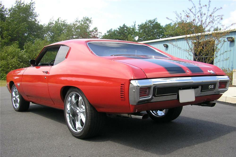 1970 CHEVROLET CHEVELLE CUSTOM COUPE - Rear 3/4 - 187072