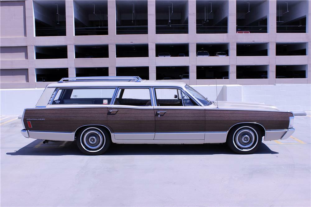1968 MERCURY COLONY PARK WAGON - Side Profile - 187209