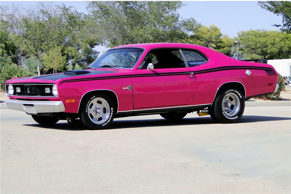 1970 PLYMOUTH DUSTER CUSTOM COUPE - Front 3/4 - 187217