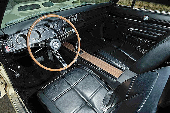 1969 DODGE DAYTONA WING RACE CAR - Interior - 187241