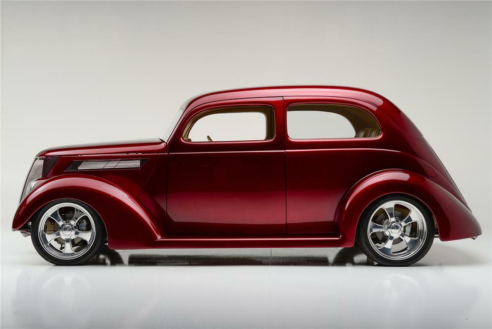 Ford 1937 Salon
