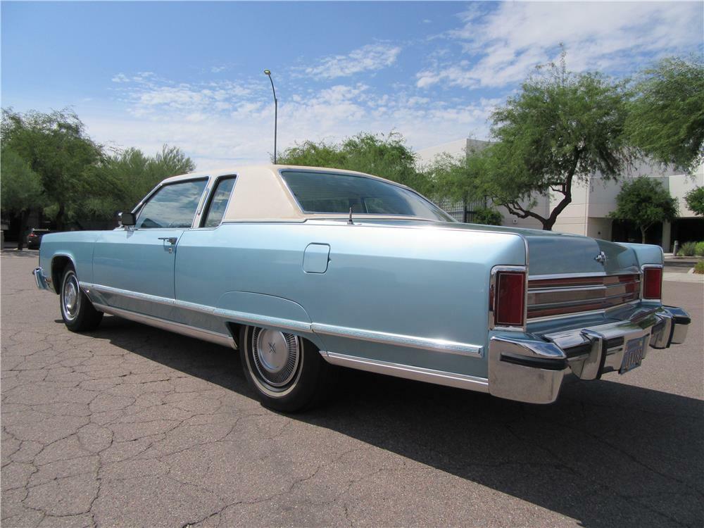 1976 LINCOLN CONTINENTAL COUPE - Rear 3/4 - 187520