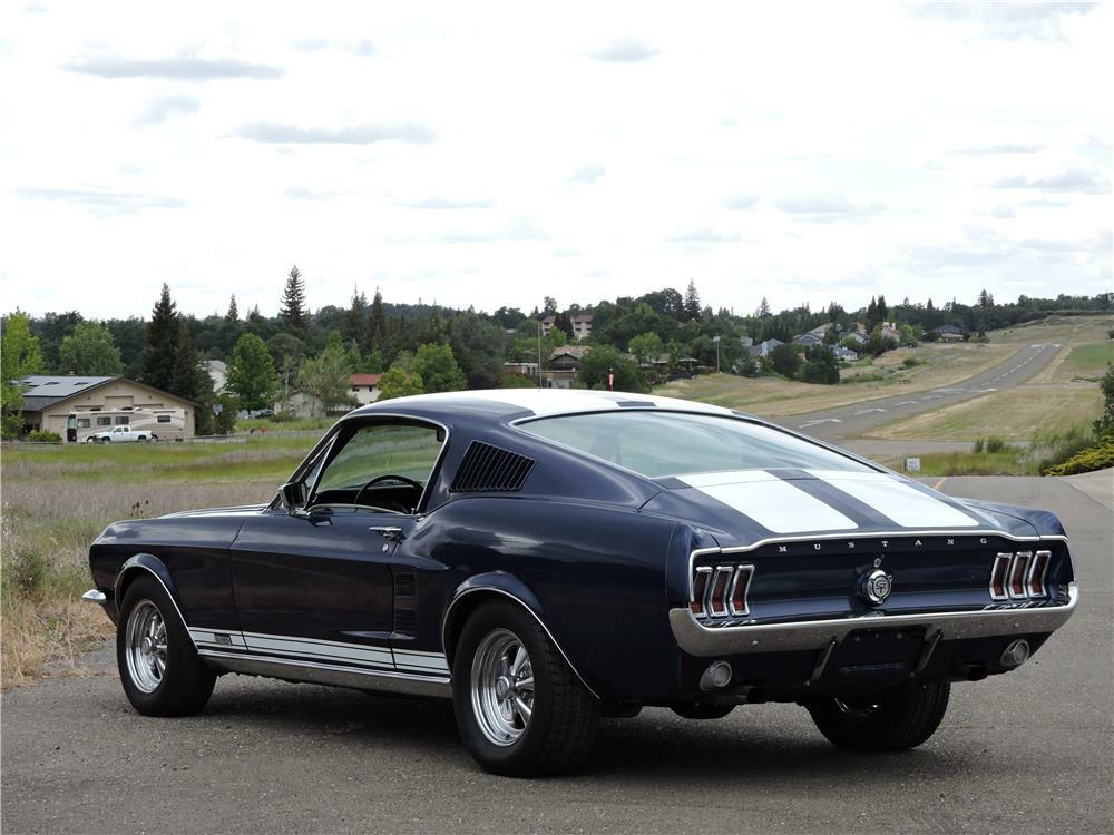 1967 FORD MUSTANG GTA FASTBACK - Rear 3/4 - 187536