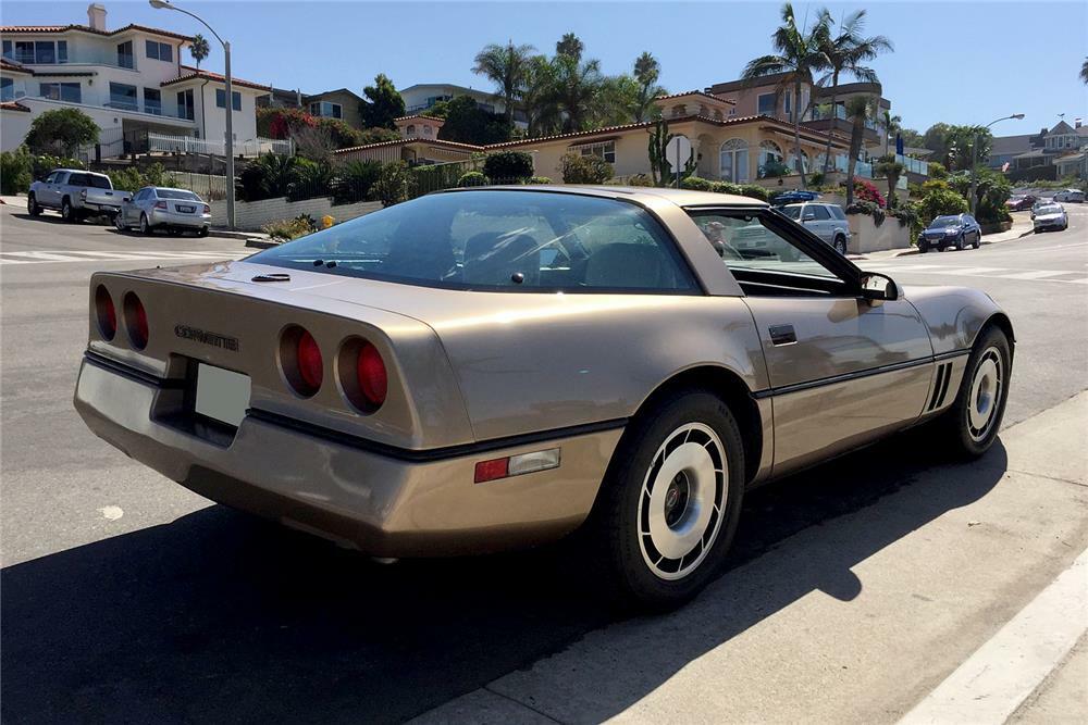 1984 CHEVROLET CORVETTE COUPE - Side Profile - 188040