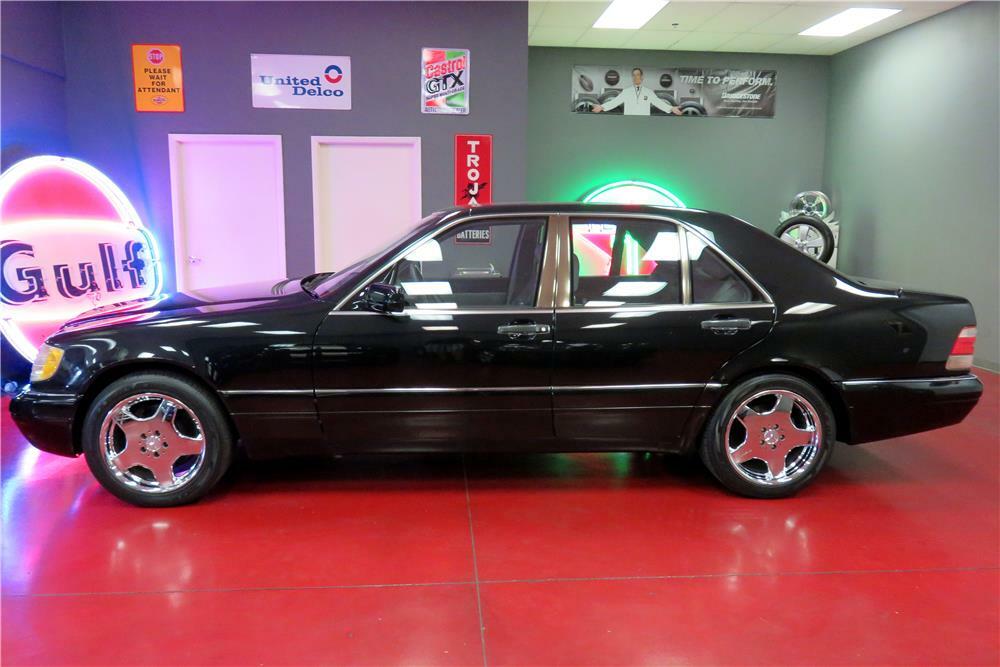 1998 MERCEDES-BENZ S320 4 DOOR SEDAN - Side Profile - 188091