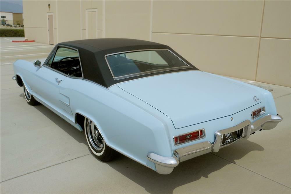1964 BUICK RIVIERA HARDTOP - Rear 3/4 - 188099