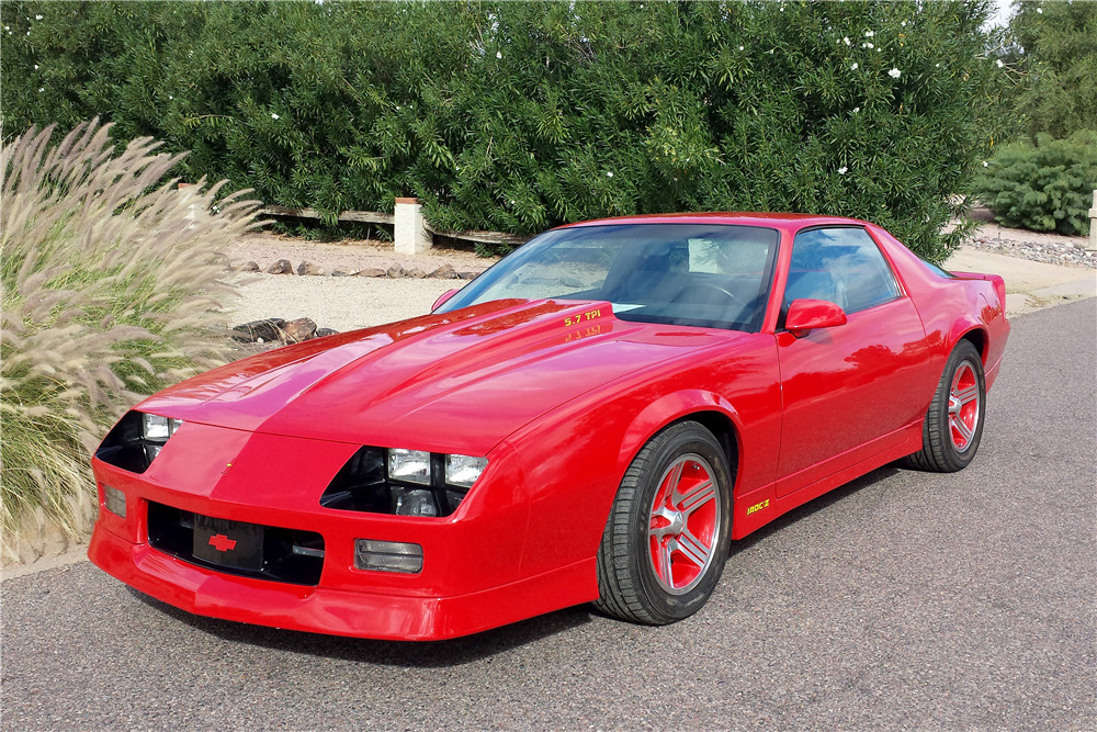 1990 CHEVROLET CAMARO IROC Z - Front 3/4 - 188468