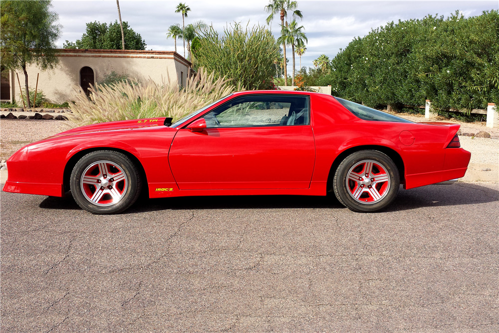 1990 CHEVROLET CAMARO IROC Z - Side Profile - 188468