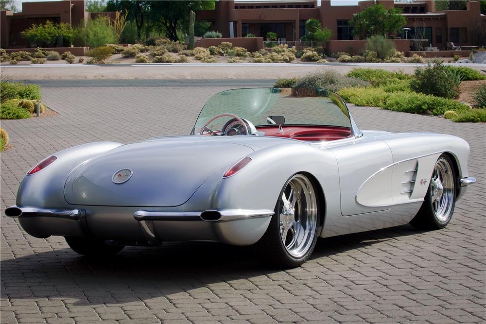 1960 CHEVROLET CORVETTE CUSTOM TOPLESS ROADSTER - Rear 3/4 - 188532