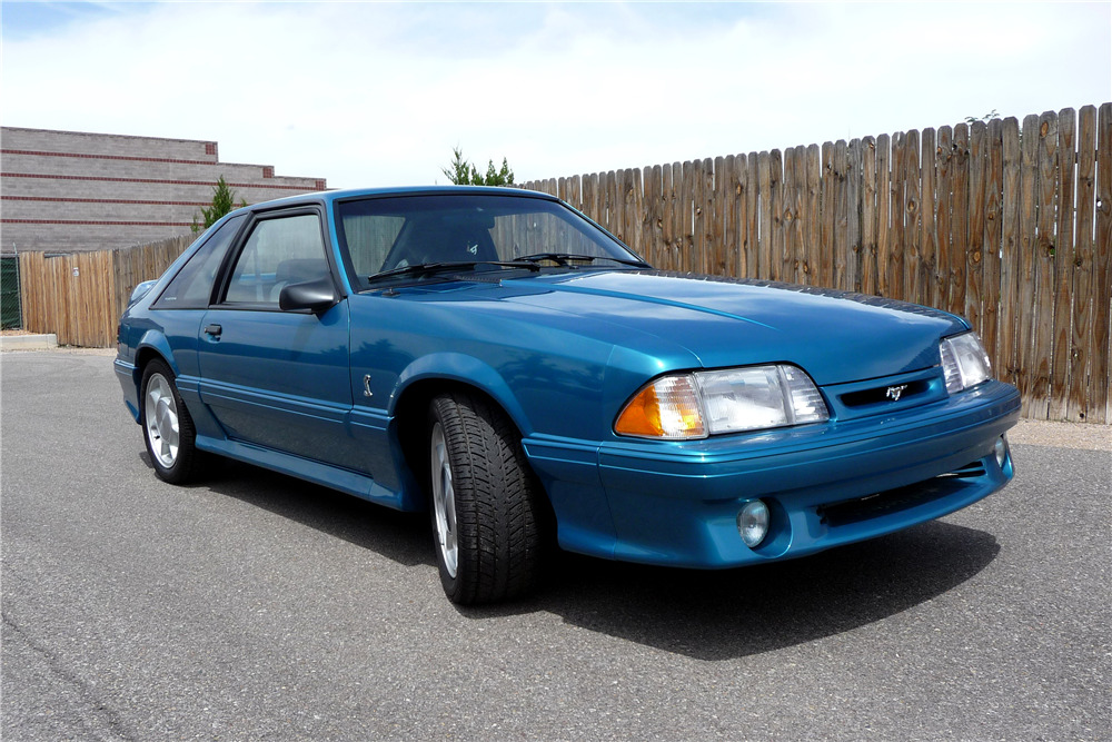 1993 FORD MUSTANG COBRA  - Front 3/4 - 188542