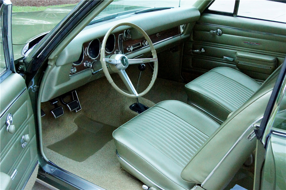 1968 PONTIAC GTO RAM AIR II - Interior - 188610